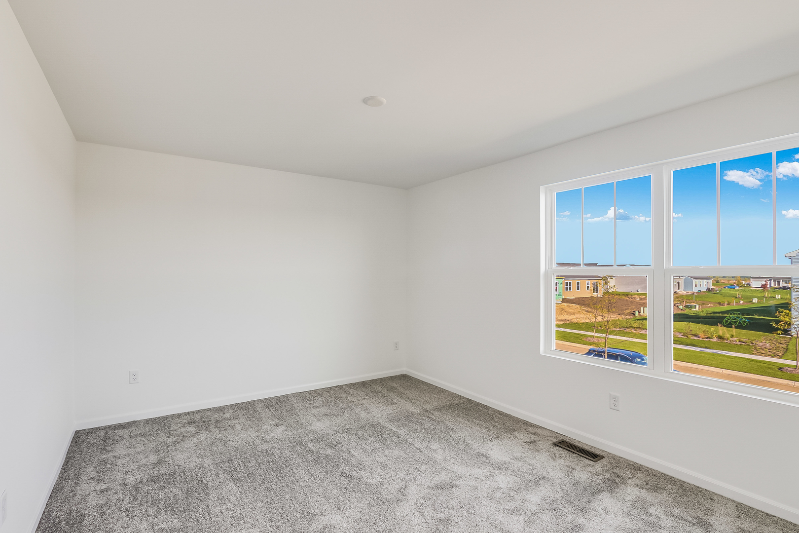 512 Endicott Road, South Elgin, IL 60177