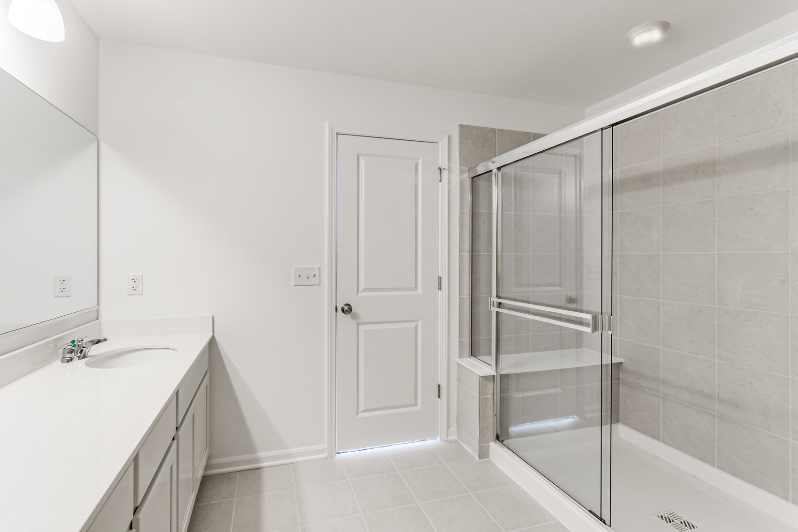 512 Endicott Road, South Elgin, IL 60177