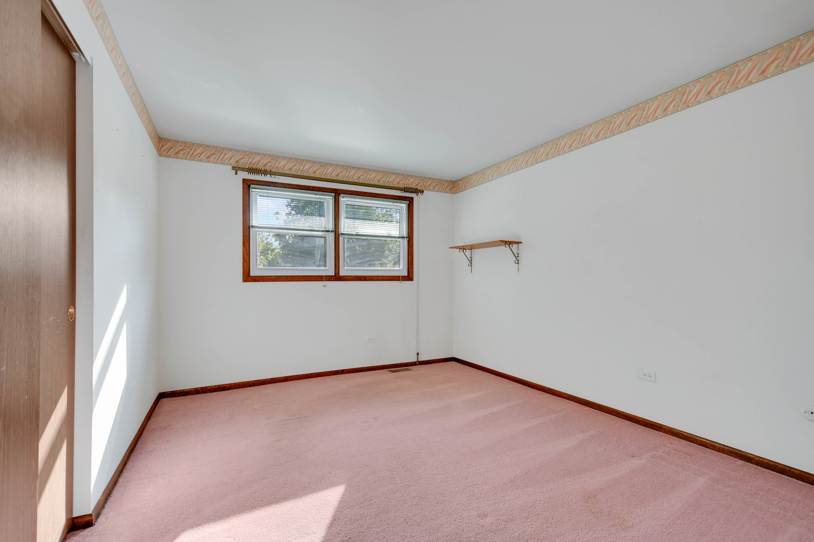 11201 S Deerpath Lane, Palos Hills, IL 60465