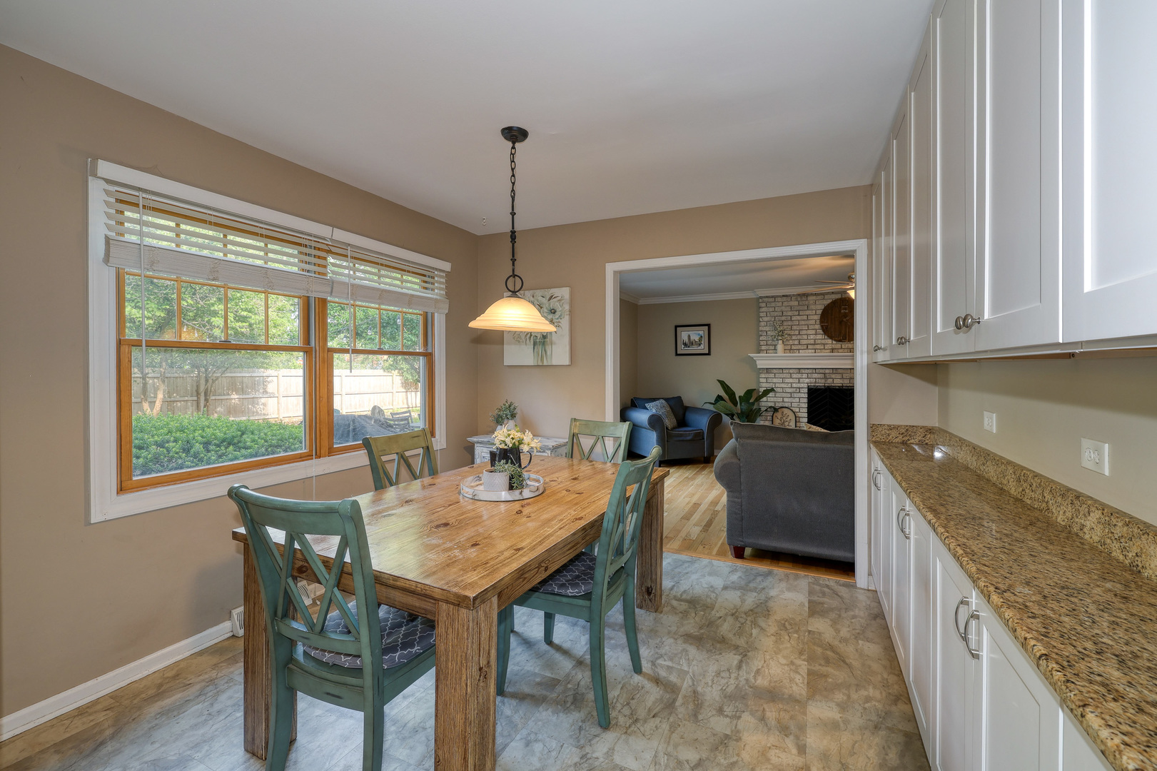 6S503 Bridlespur Drive, Naperville, IL 60540