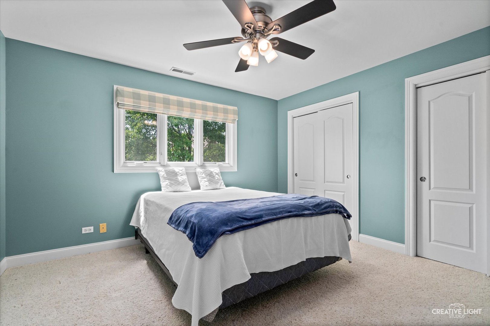 1112 Saratoga Court, Naperville, IL 60564