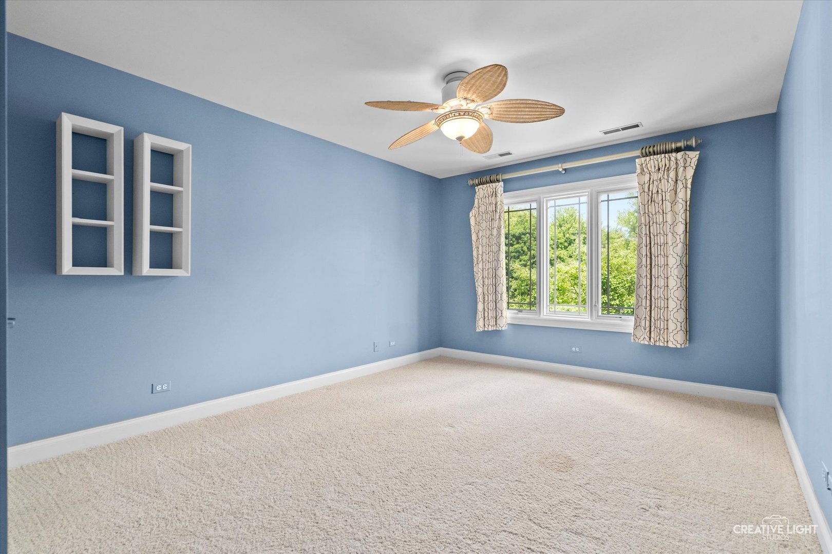 1112 Saratoga Court, Naperville, IL 60564