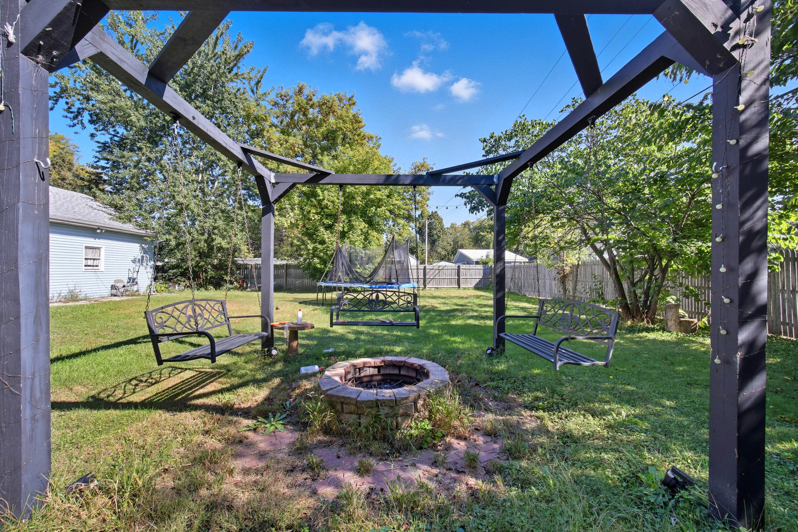 10241 W Bairstow Avenue, Beach Park, IL 60087