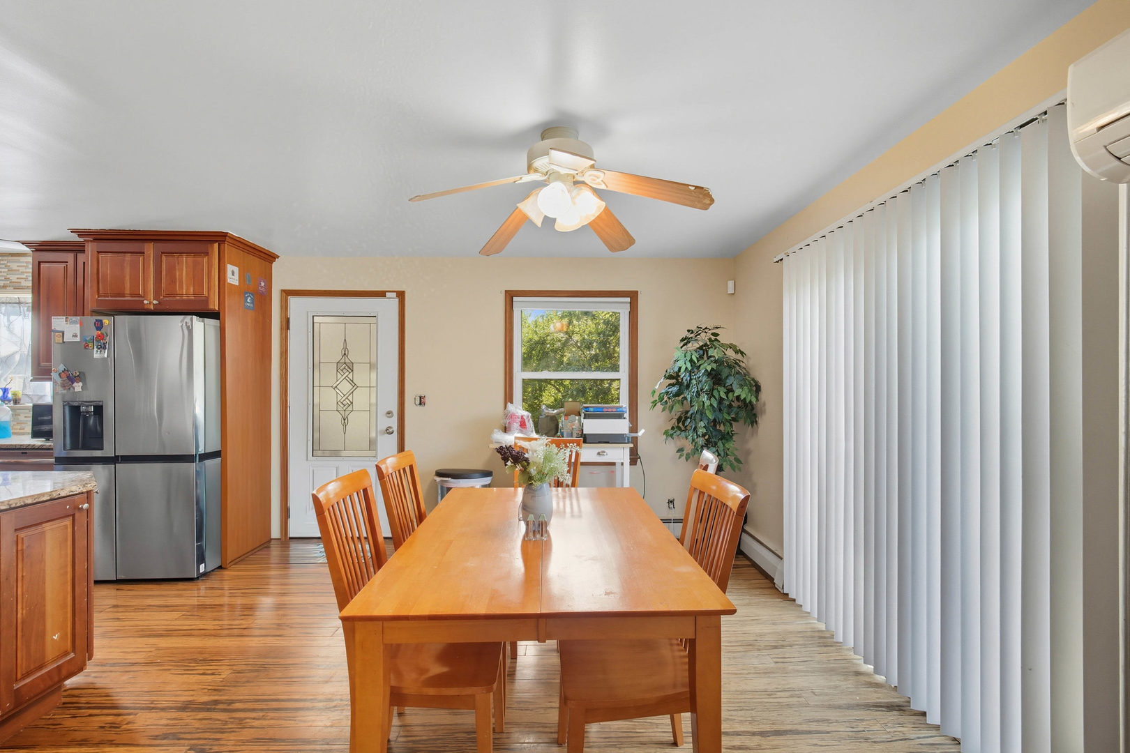10241 W Bairstow Avenue, Beach Park, IL 60087