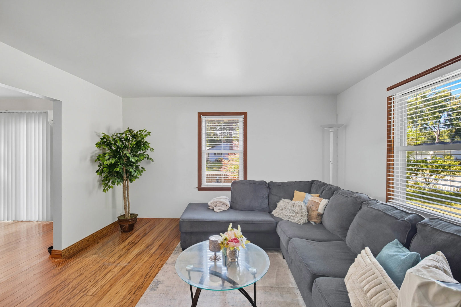 10241 W Bairstow Avenue, Beach Park, IL 60087