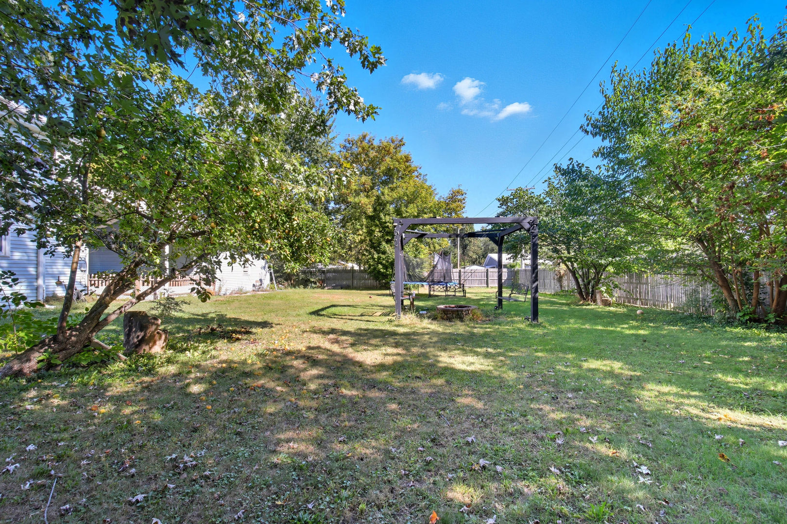 10241 W Bairstow Avenue, Beach Park, IL 60087