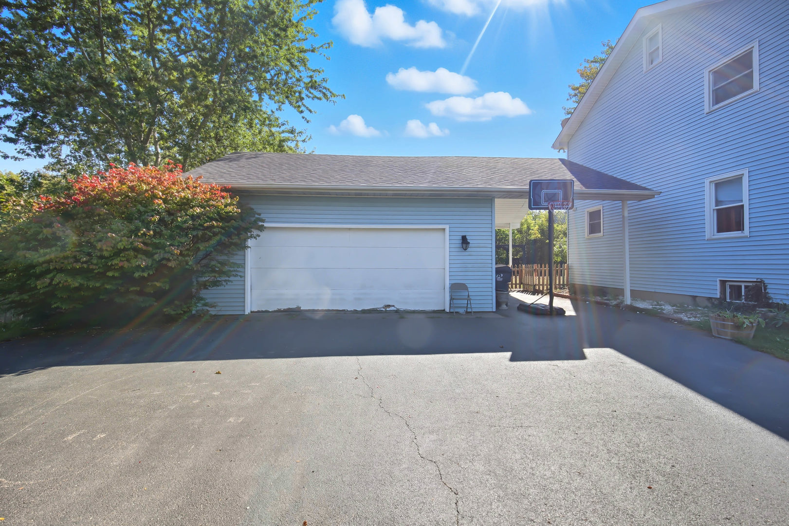 10241 W Bairstow Avenue, Beach Park, IL 60087