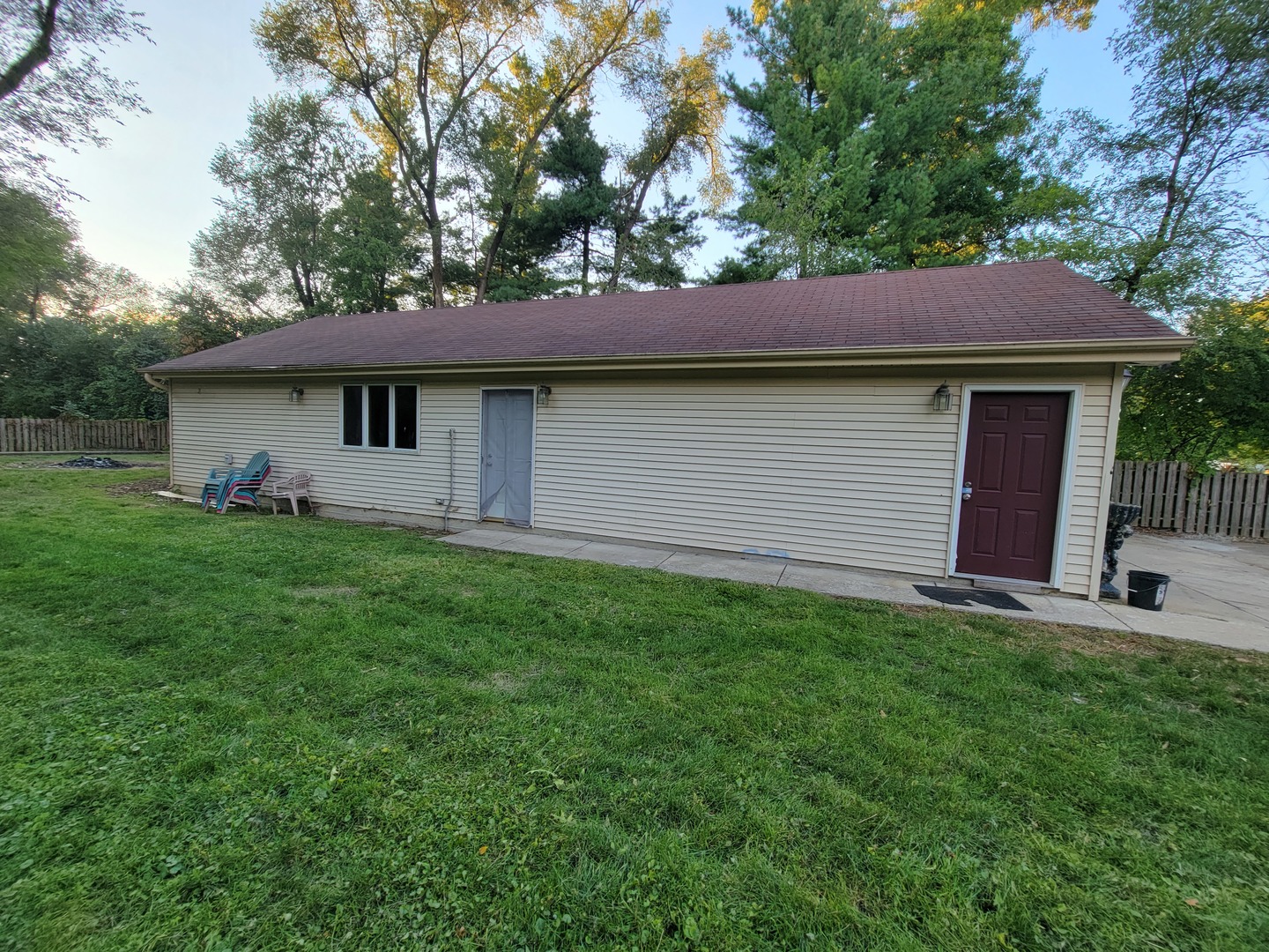 338 Pleasant Drive, Schaumburg, IL 60193