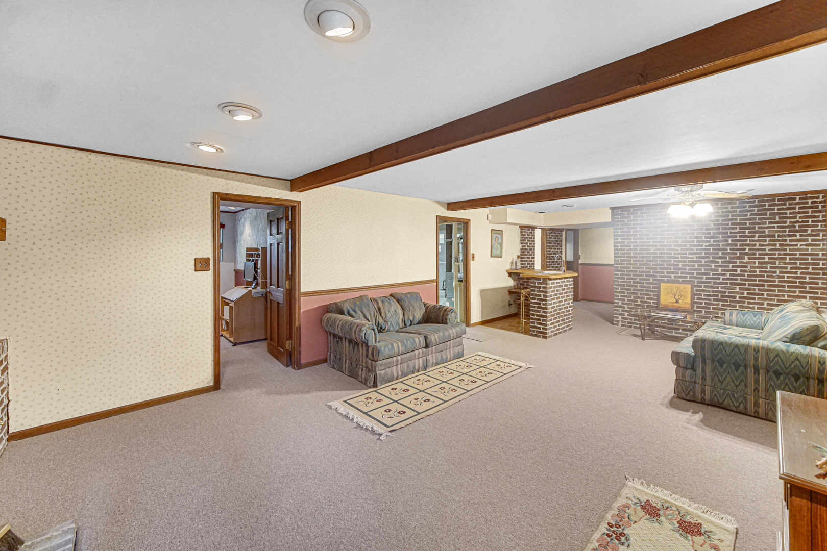 308 Pacific Drive, Bolingbrook, IL 60440