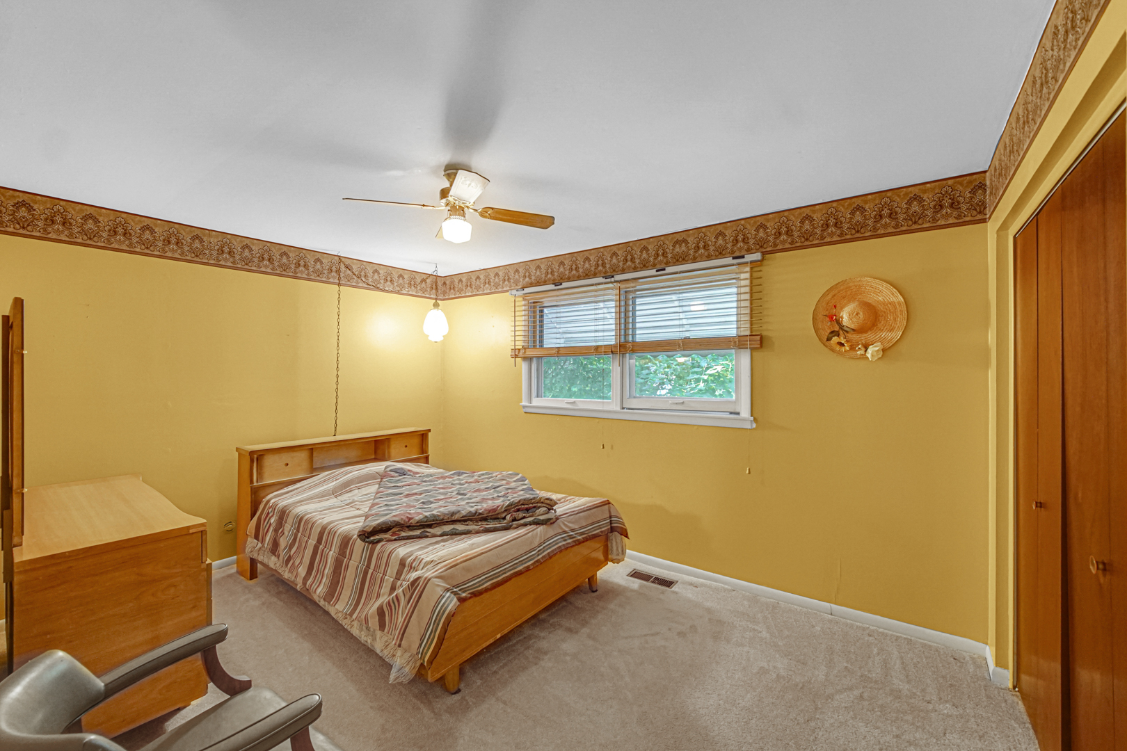 308 Pacific Drive, Bolingbrook, IL 60440