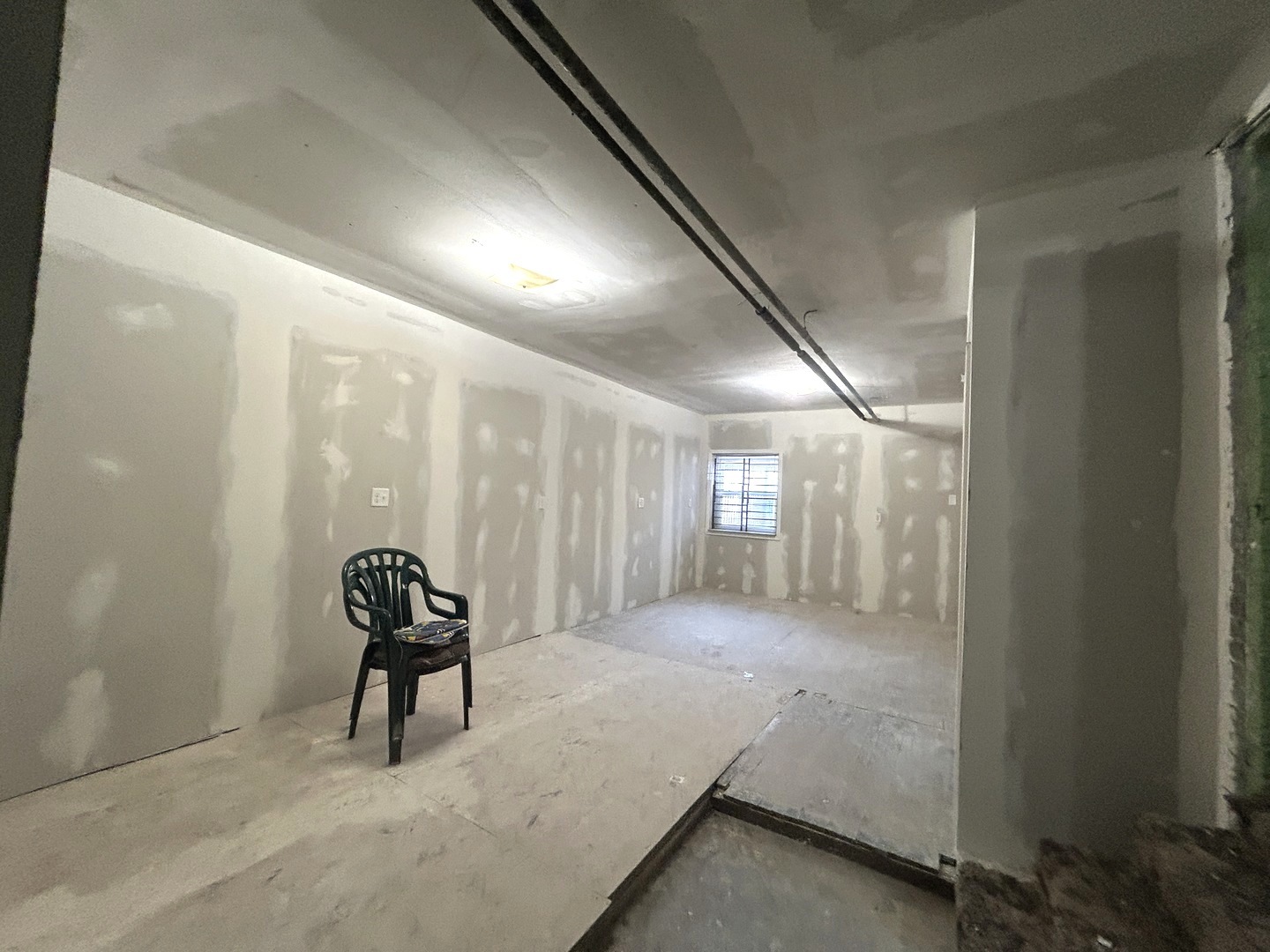 3247 W Thomas Street, Chicago, IL 60651
