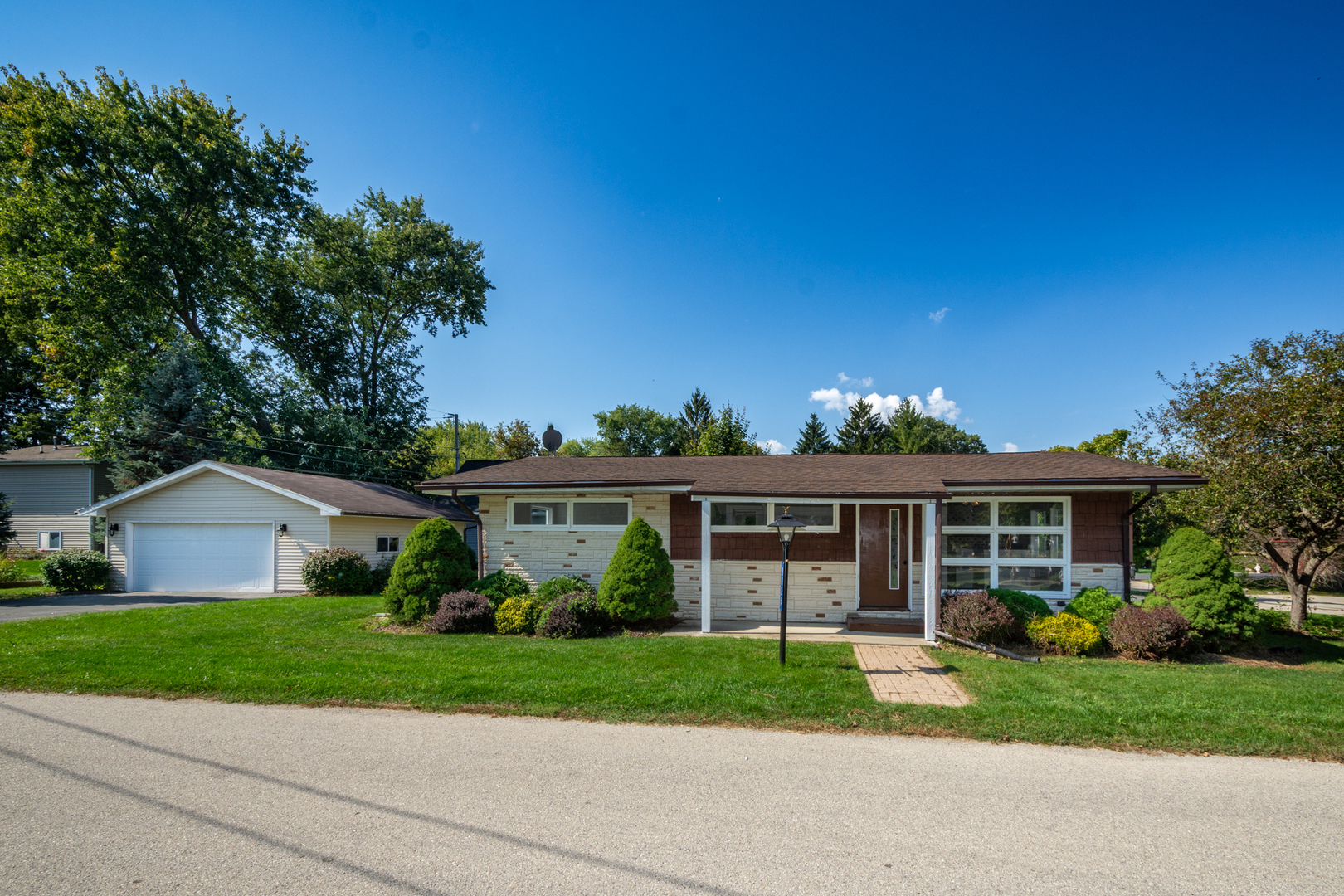 8026 236th Avenue, Salem, WI 53168