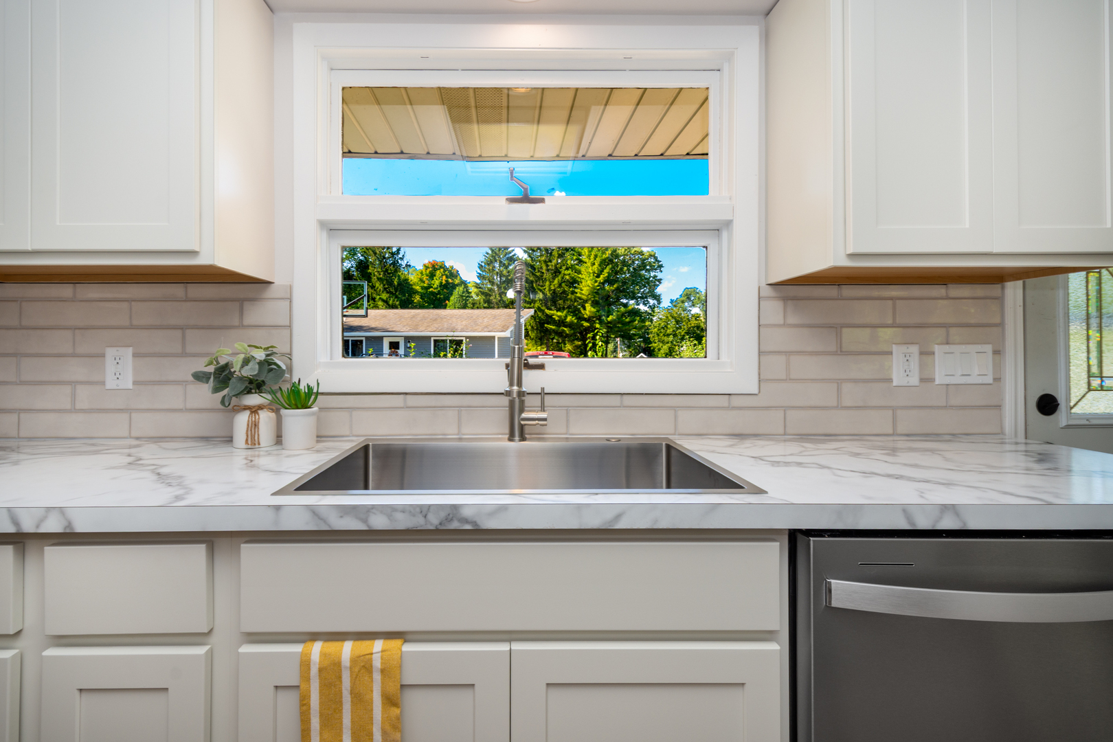 8026 236th Avenue, Salem, WI 53168