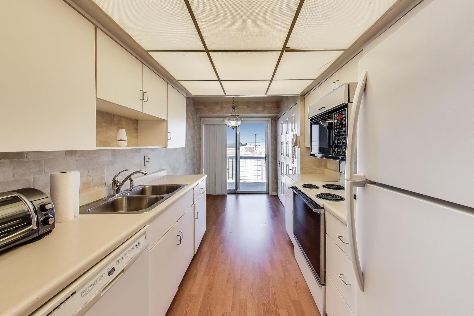 4840 Foster Street #304, Skokie, IL 60077