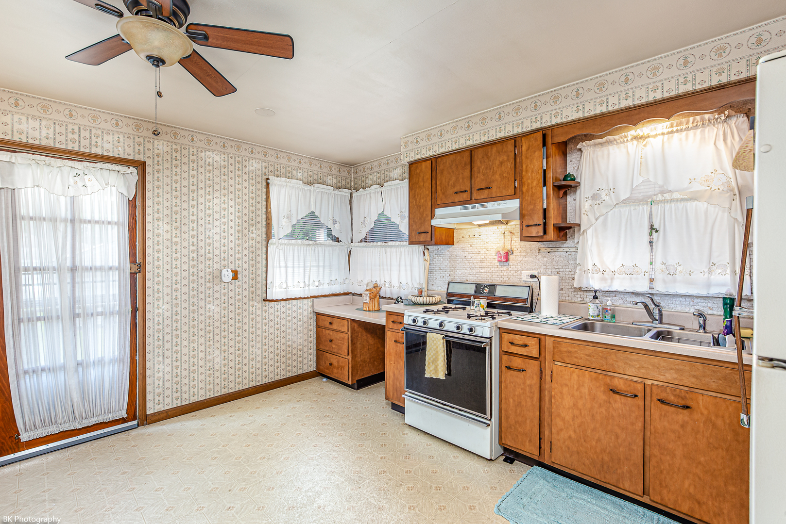 3855 W 107th Street, Chicago, IL 60655