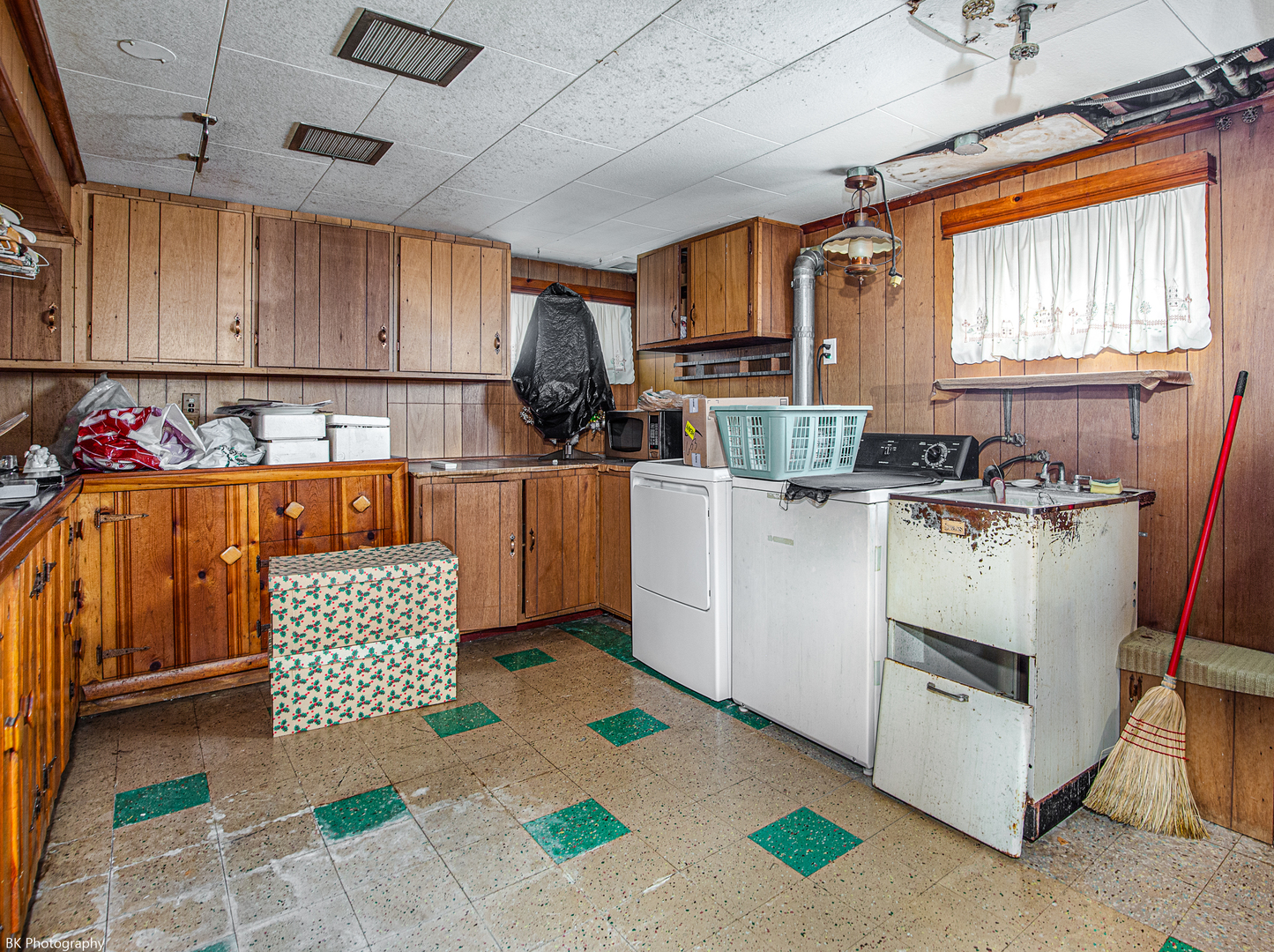 3855 W 107th Street, Chicago, IL 60655