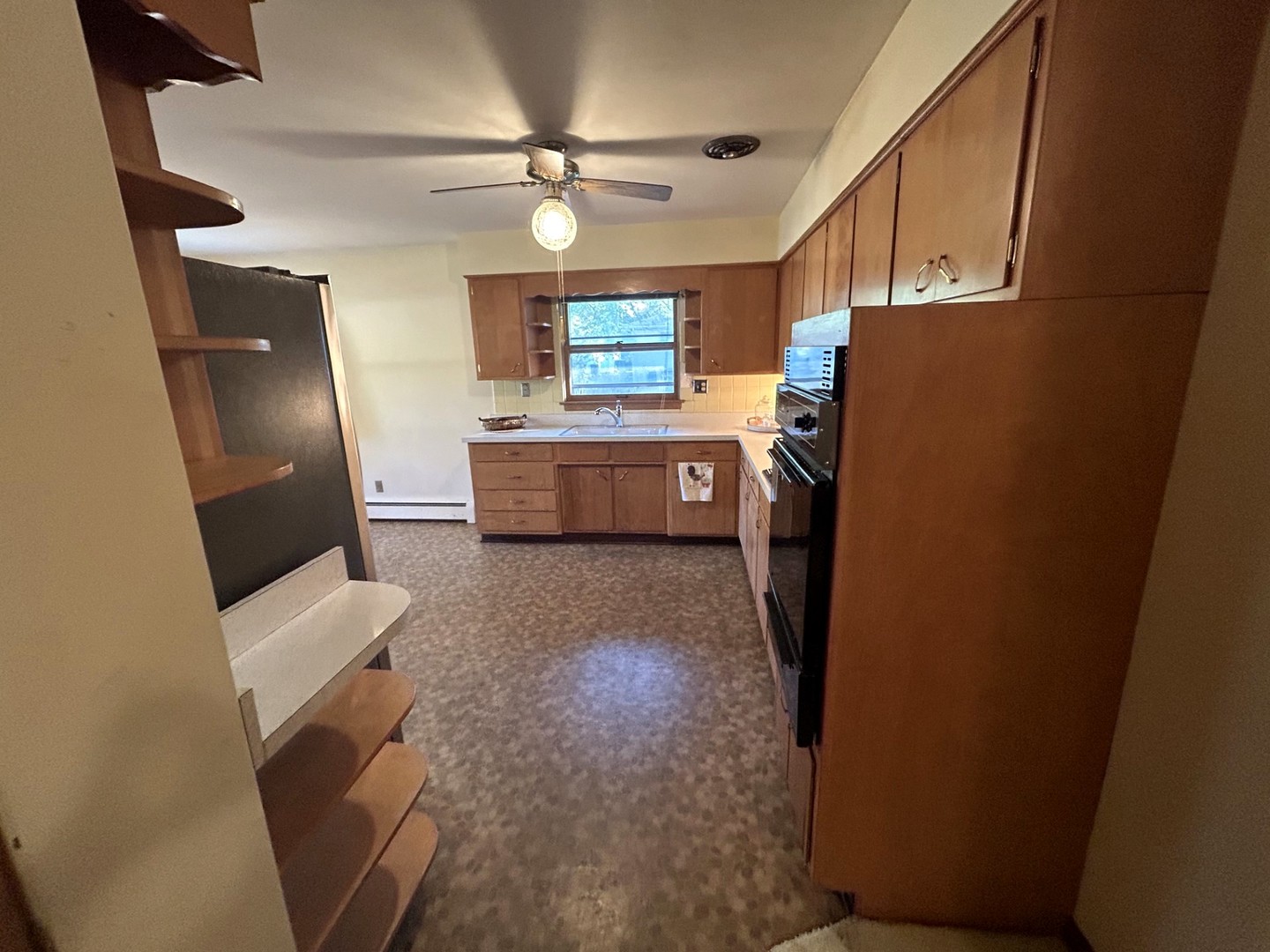 3111 Elizabeth Avenue, Zion, IL 60099