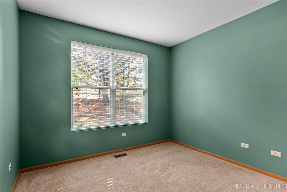 611 Waterview Court #611, Naperville, IL 60563