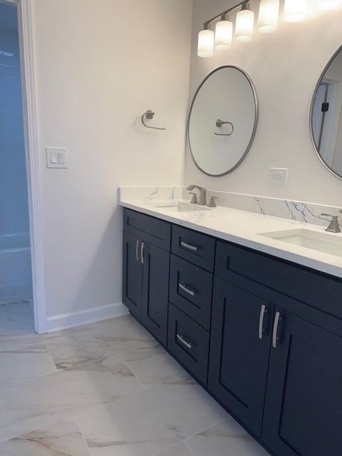 2122 Fulham Drive #2122, Naperville, IL 60564