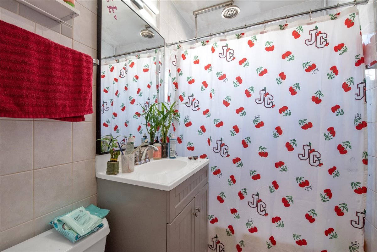 5243 S Kilbourn Avenue, Chicago, IL 60632