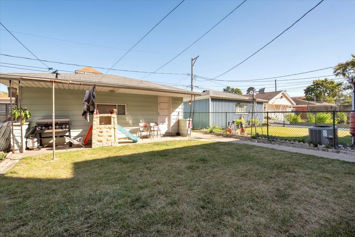 5243 S Kilbourn Avenue, Chicago, IL 60632