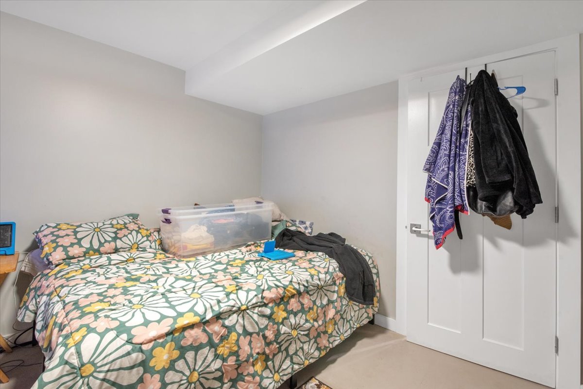 5243 S Kilbourn Avenue, Chicago, IL 60632