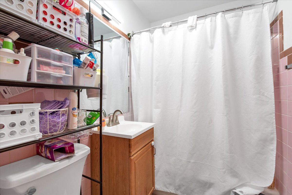 5243 S Kilbourn Avenue, Chicago, IL 60632