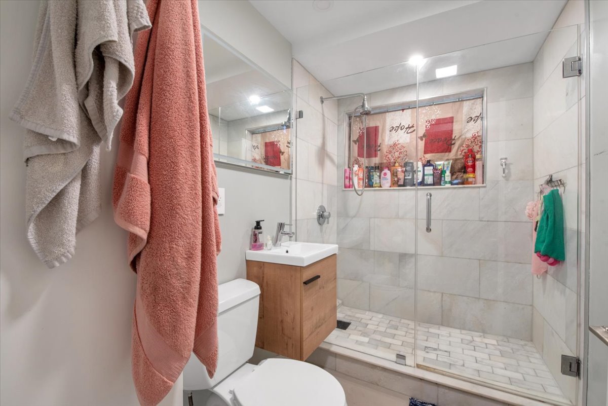 5243 S Kilbourn Avenue, Chicago, IL 60632