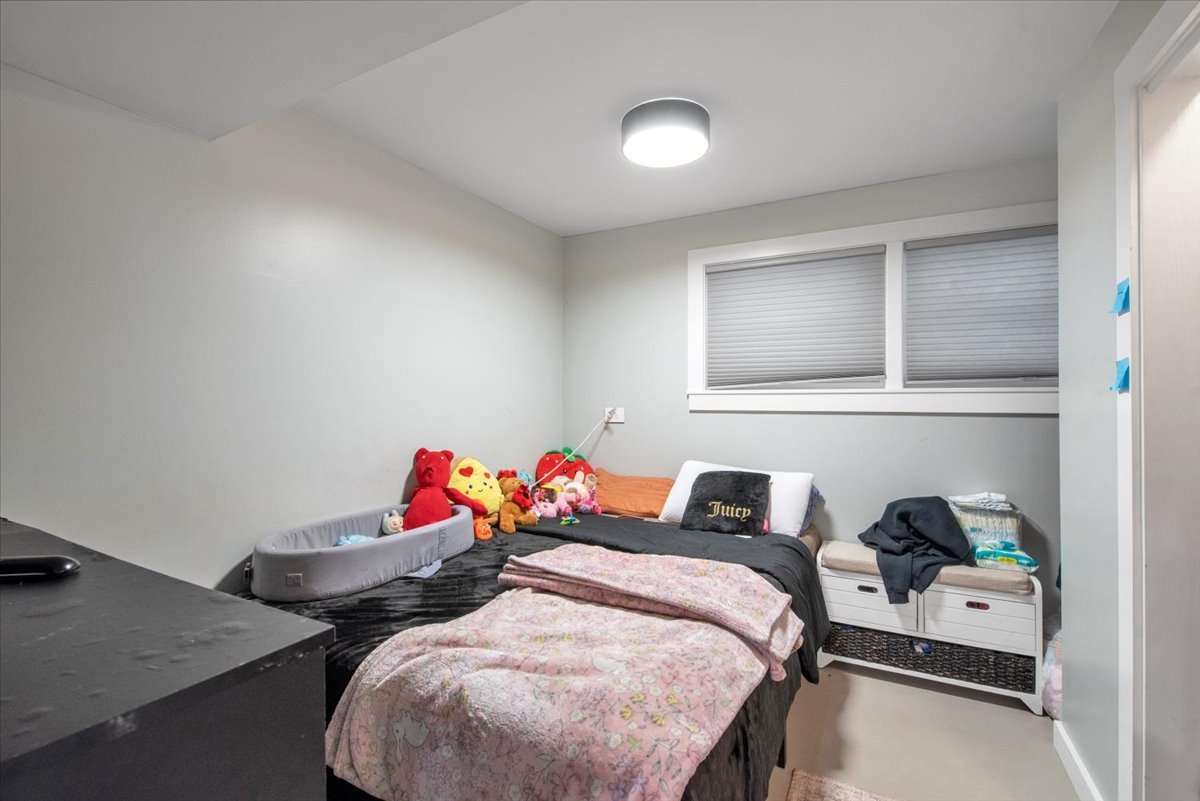 5243 S Kilbourn Avenue, Chicago, IL 60632