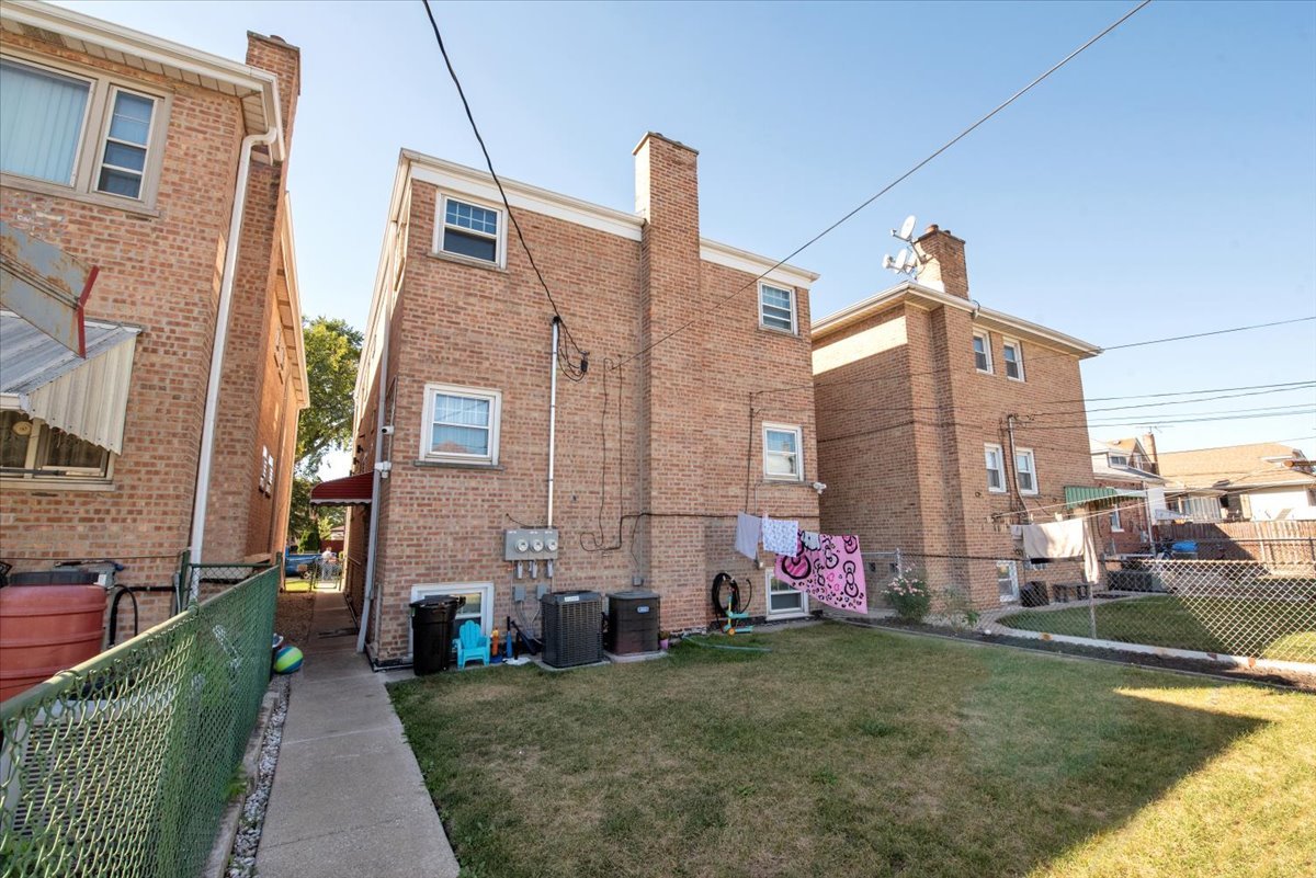 5243 S Kilbourn Avenue, Chicago, IL 60632