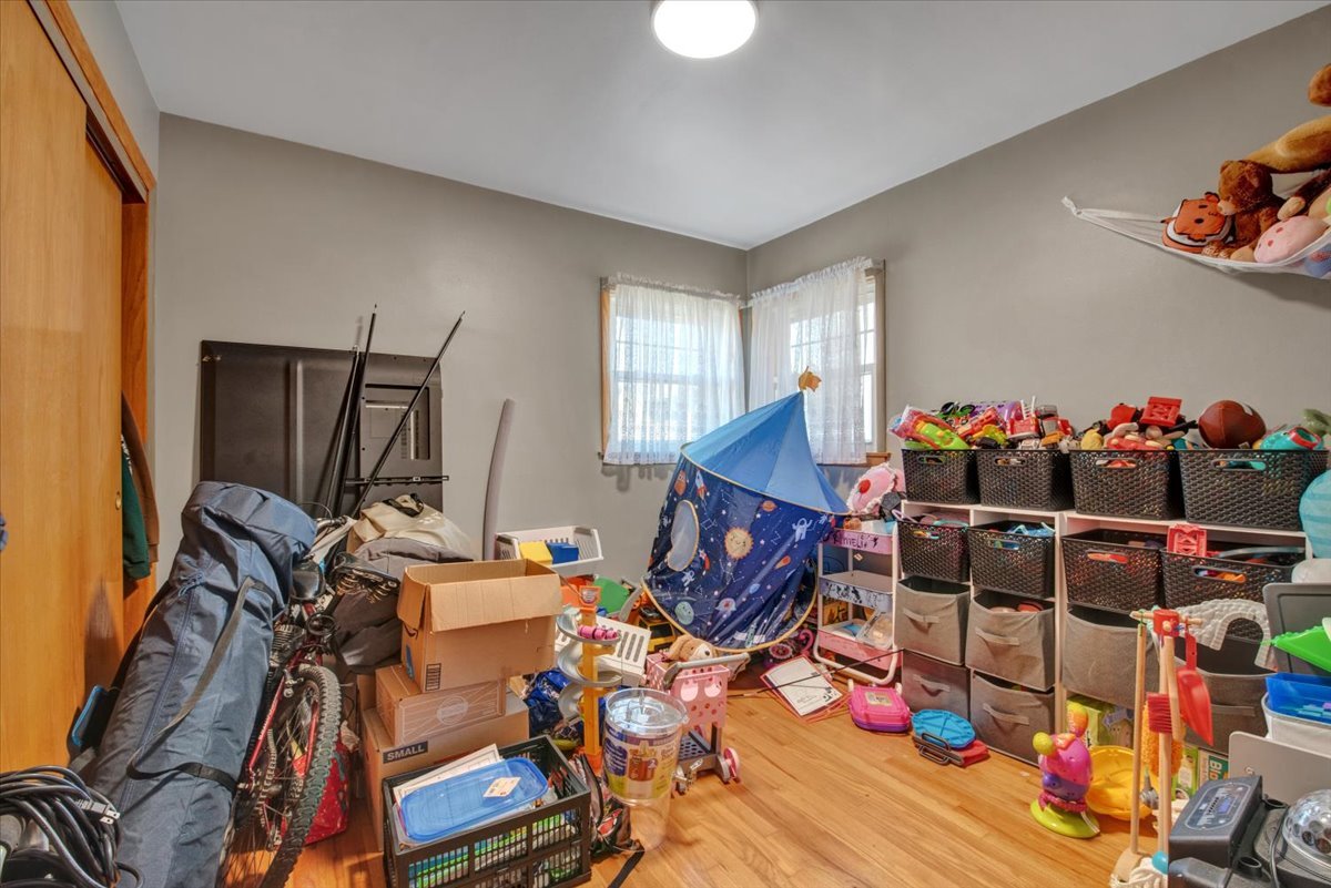 5243 S Kilbourn Avenue, Chicago, IL 60632