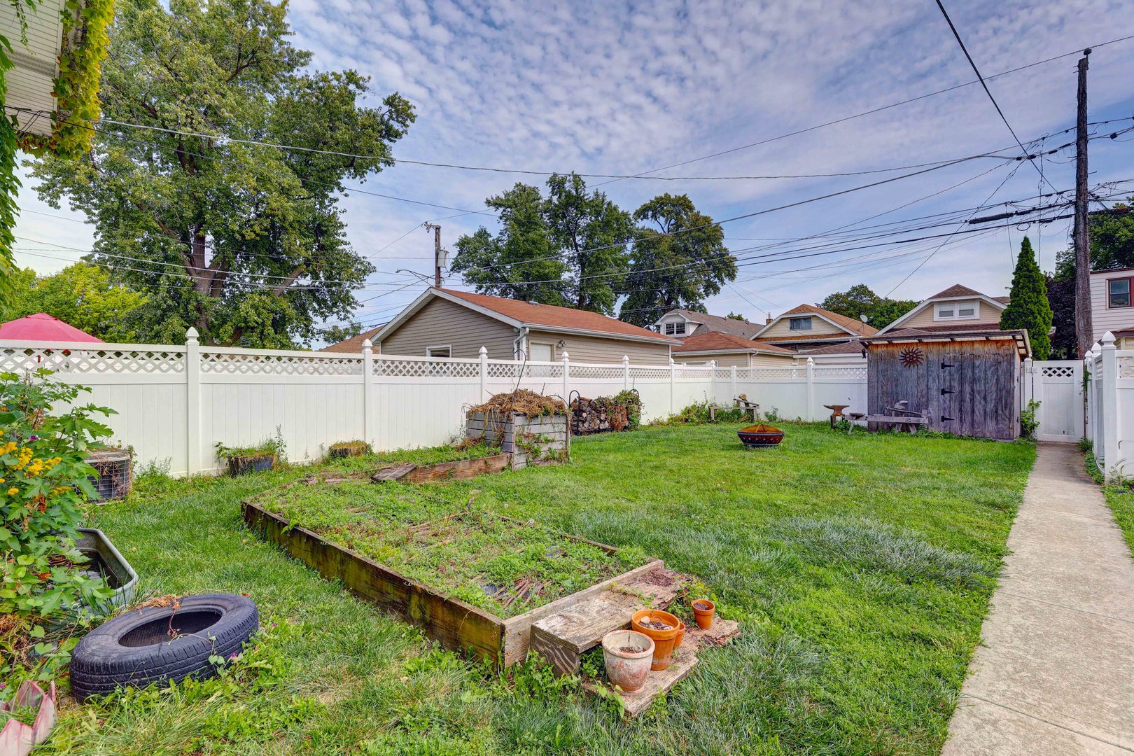 1505 S Highland Avenue, Berwyn, IL 60402