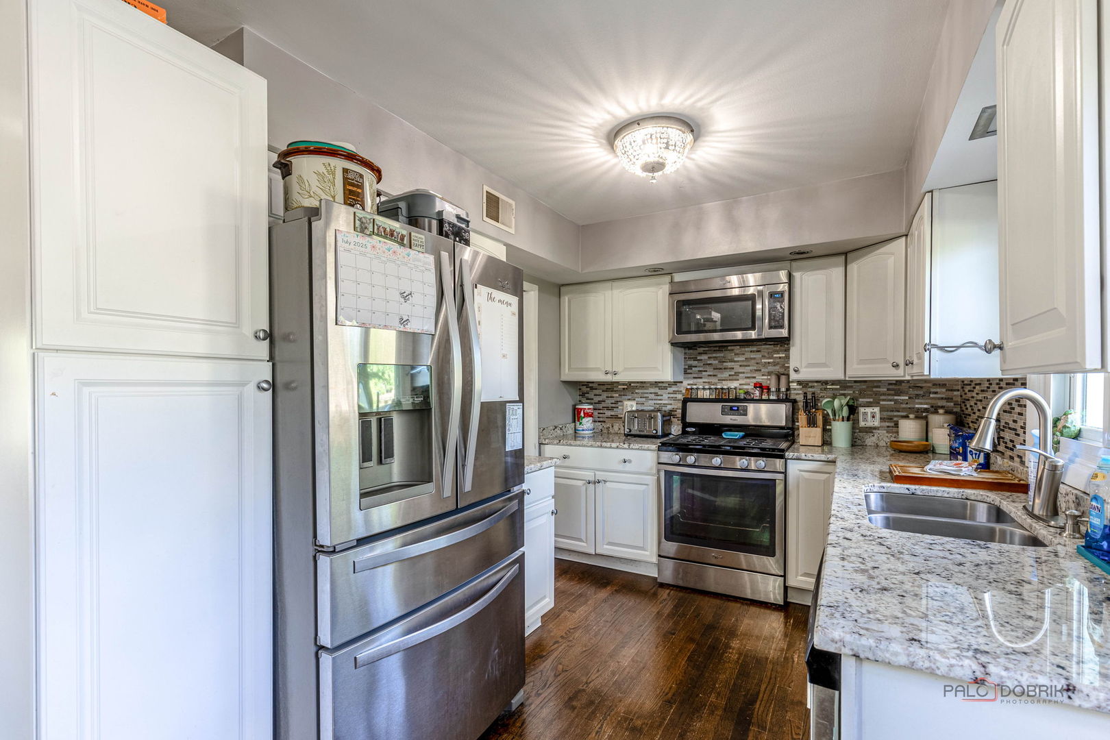 571 Nash Road, Crystal Lake, IL 60014