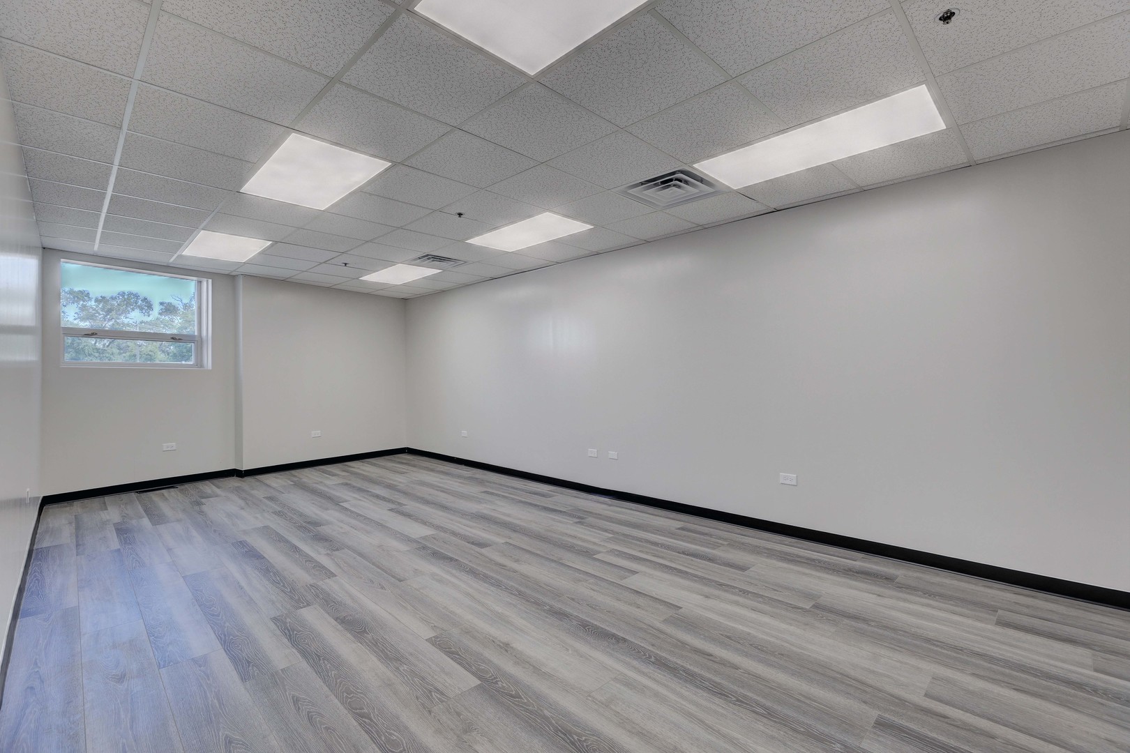 9625 W Roosevelt Road #114-A, Westchester, IL 60154