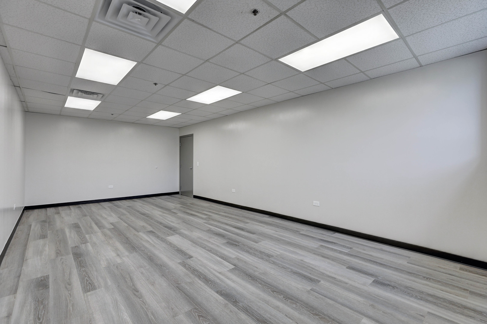 9625 W Roosevelt Road #114-A, Westchester, IL 60154