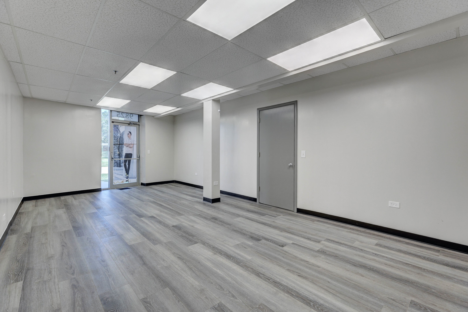 9625 W Roosevelt Road #114-A, Westchester, IL 60154