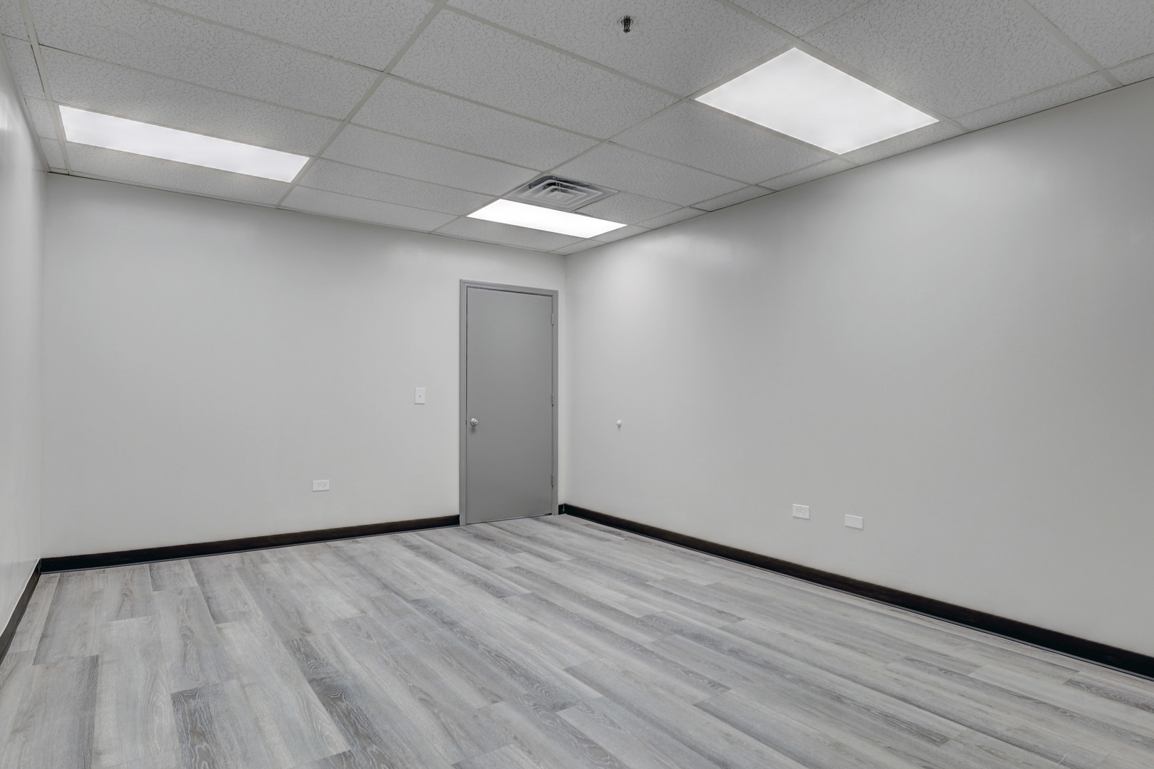 9625 W Roosevelt Road #114-A, Westchester, IL 60154