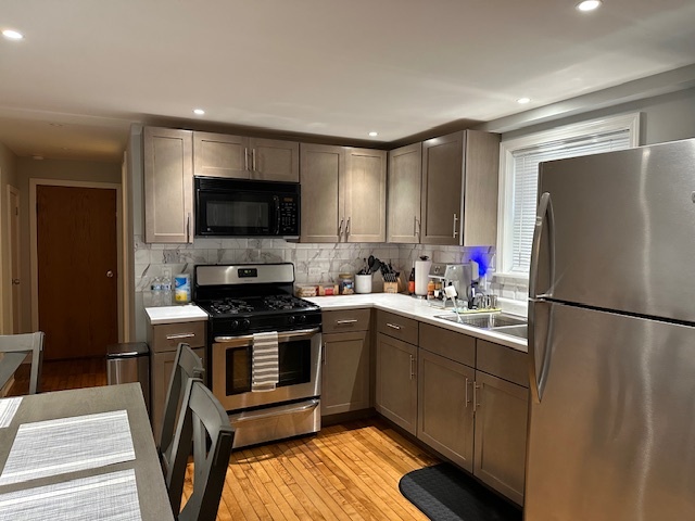 5626 N Central Avenue, Chicago, IL 60646