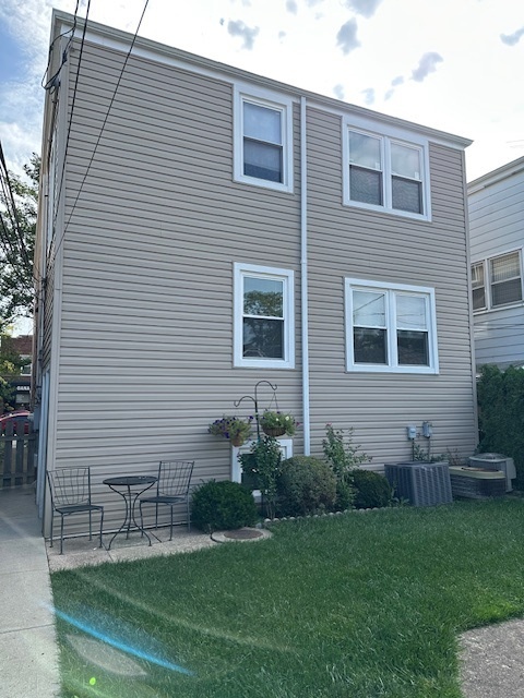 5626 N Central Avenue, Chicago, IL 60646