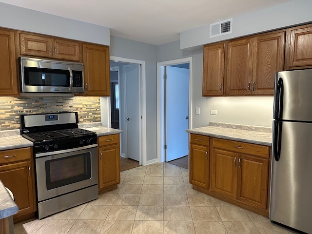 5626 N Central Avenue, Chicago, IL 60646