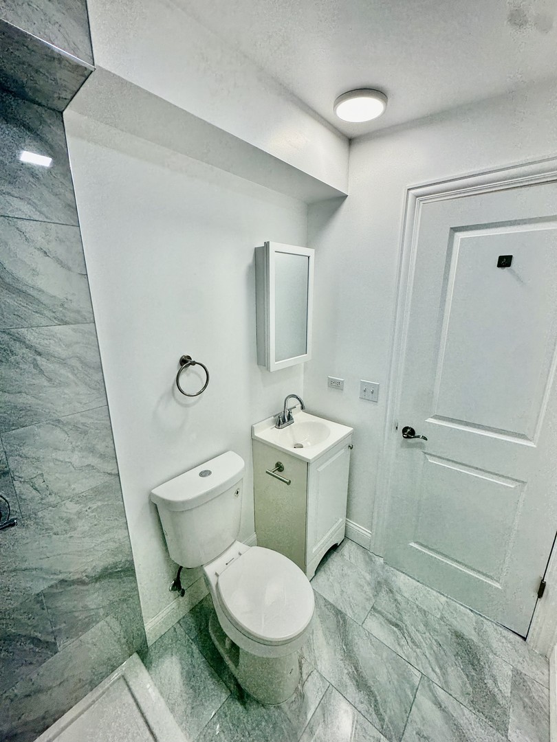 12816 S Racine Avenue, Calumet Park, IL 60827