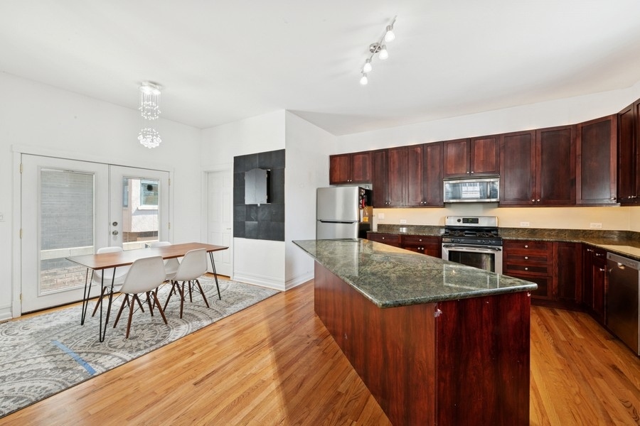 3219 N Halsted Street #C, Chicago, IL 60657