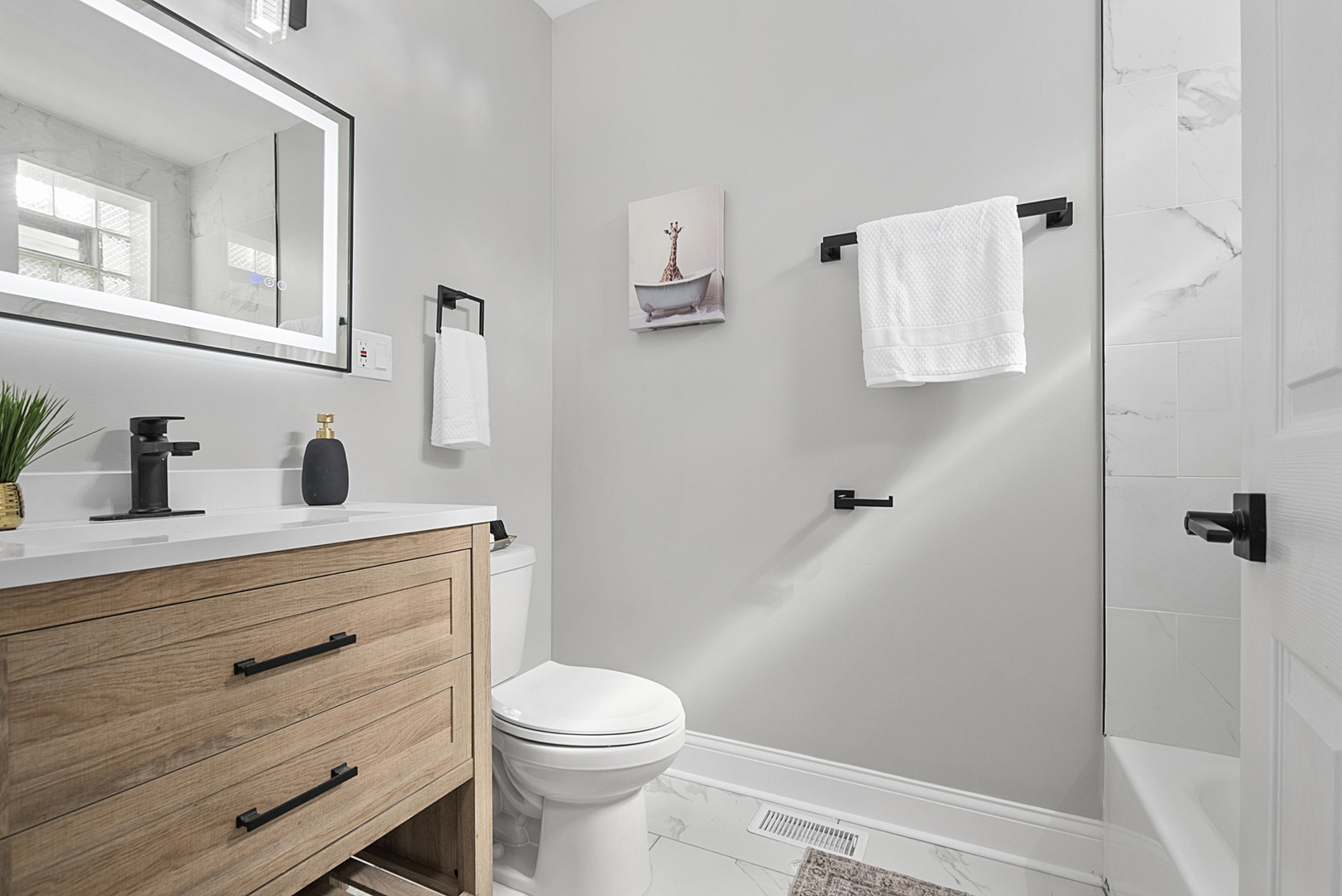 1809 W Armitage Avenue, Chicago, IL 60622