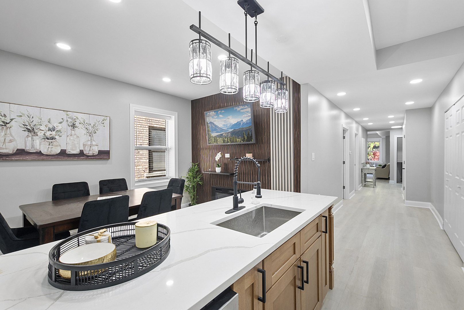 1809 W Armitage Avenue, Chicago, IL 60622