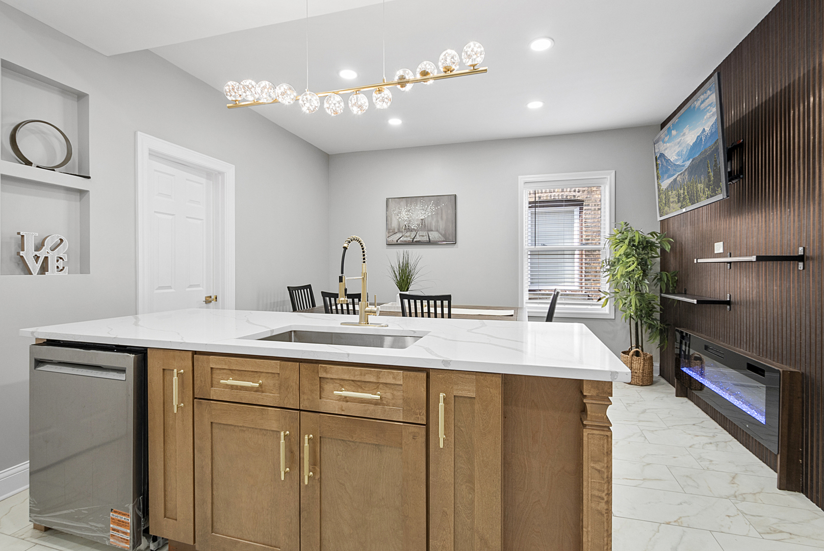 1809 W Armitage Avenue, Chicago, IL 60622