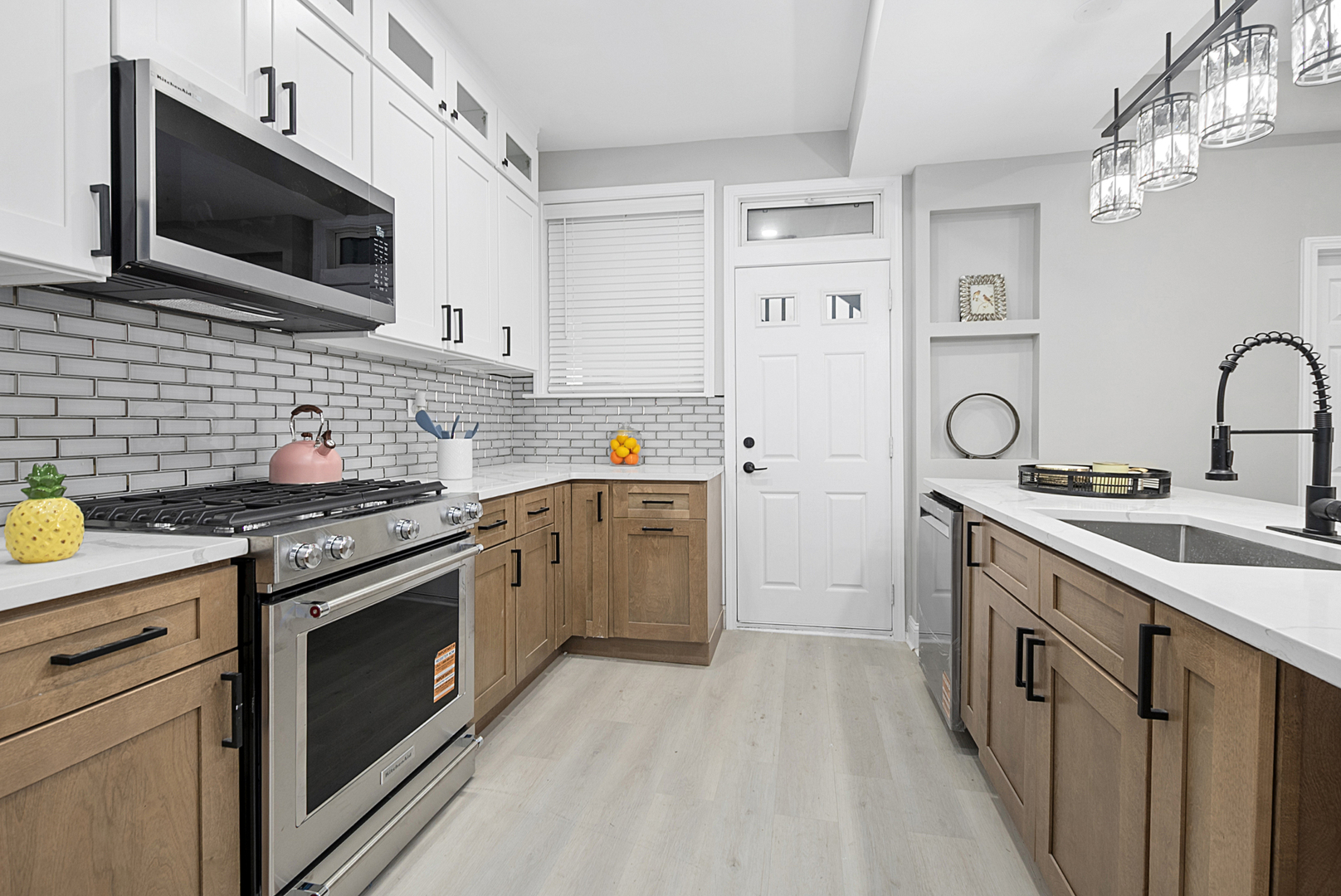 1809 W Armitage Avenue, Chicago, IL 60622