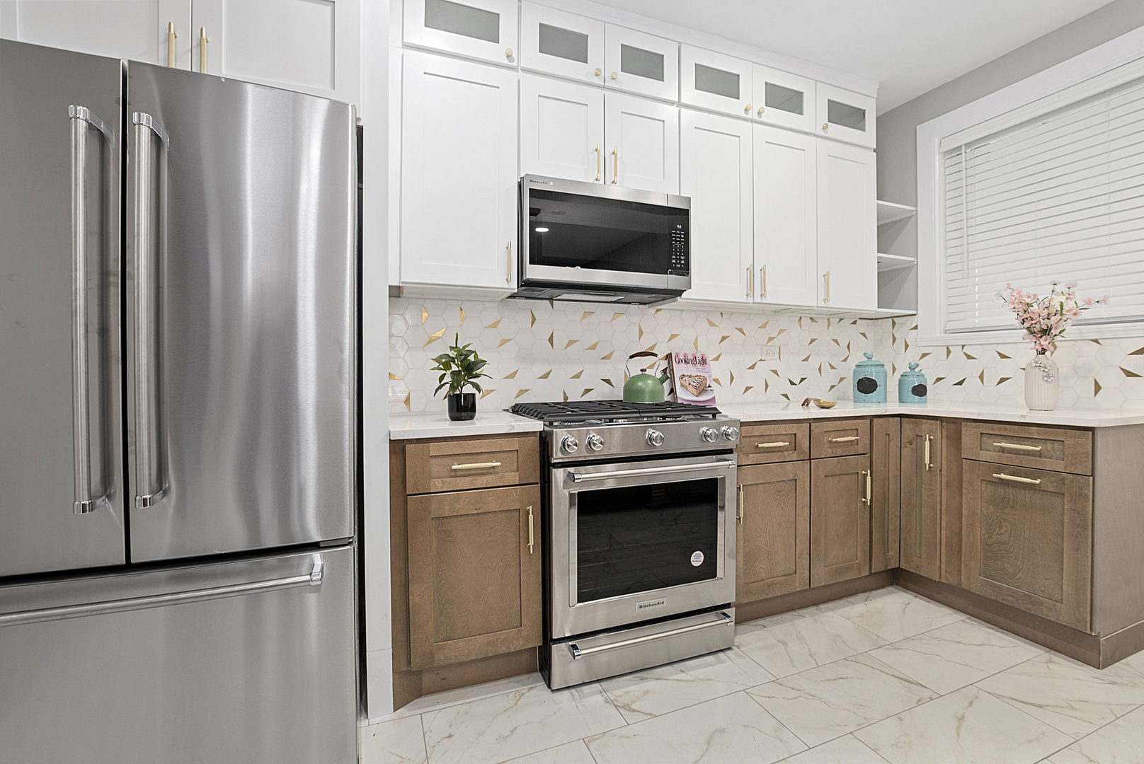 1809 W Armitage Avenue, Chicago, IL 60622