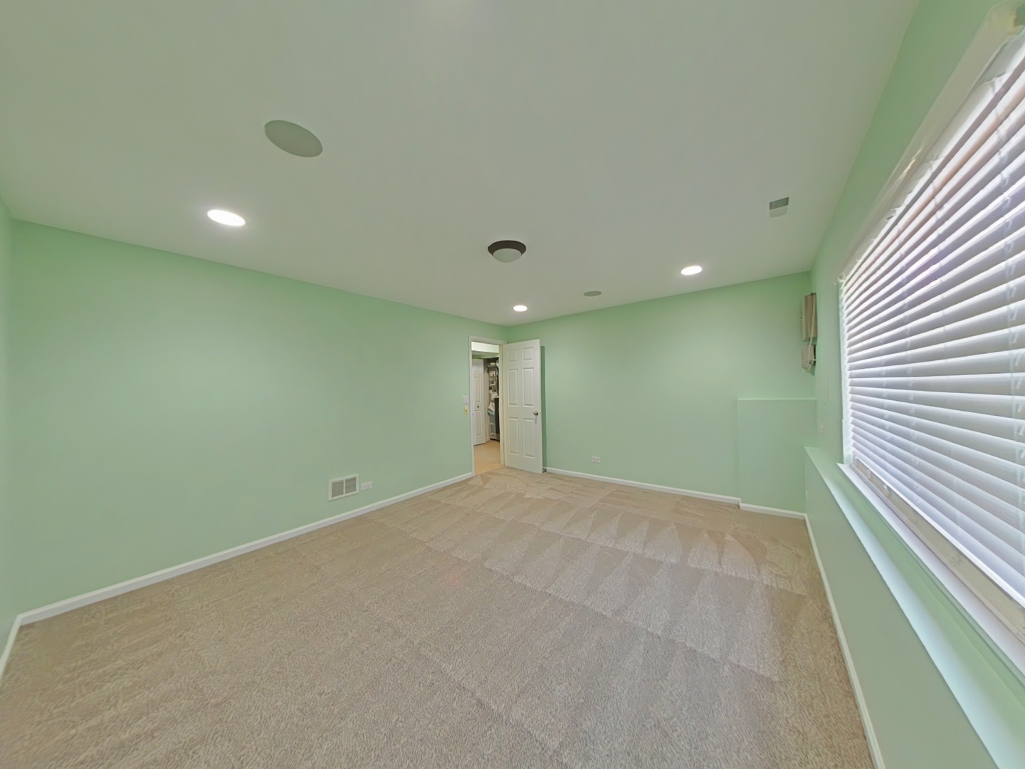 848 STATION Boulevard, Aurora, IL 60504