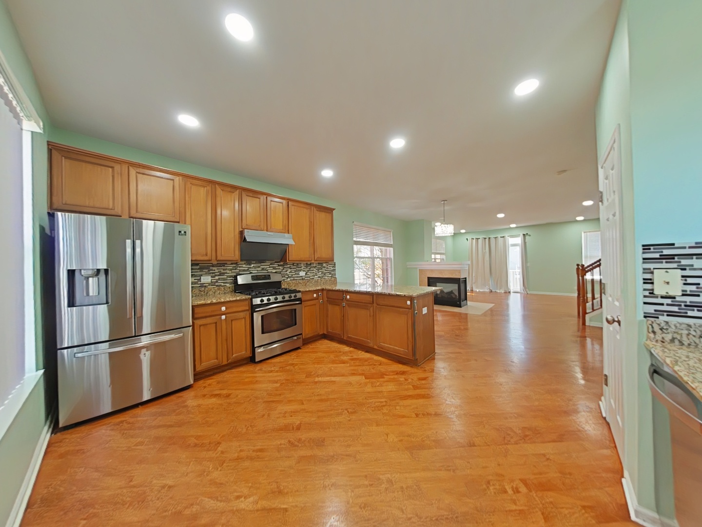 848 STATION Boulevard, Aurora, IL 60504