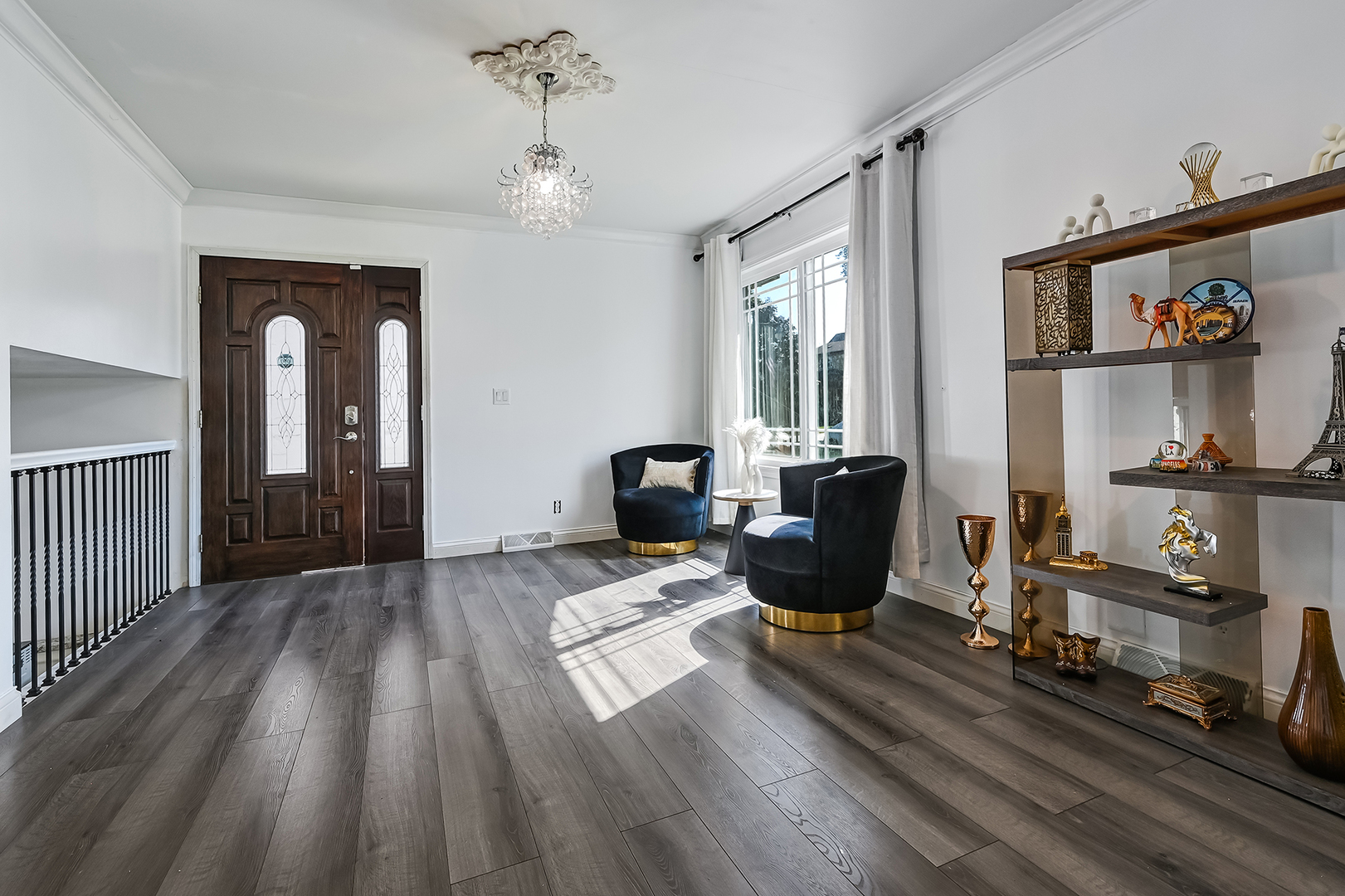 7702 W 66th Street, Bedford Park, IL 60501